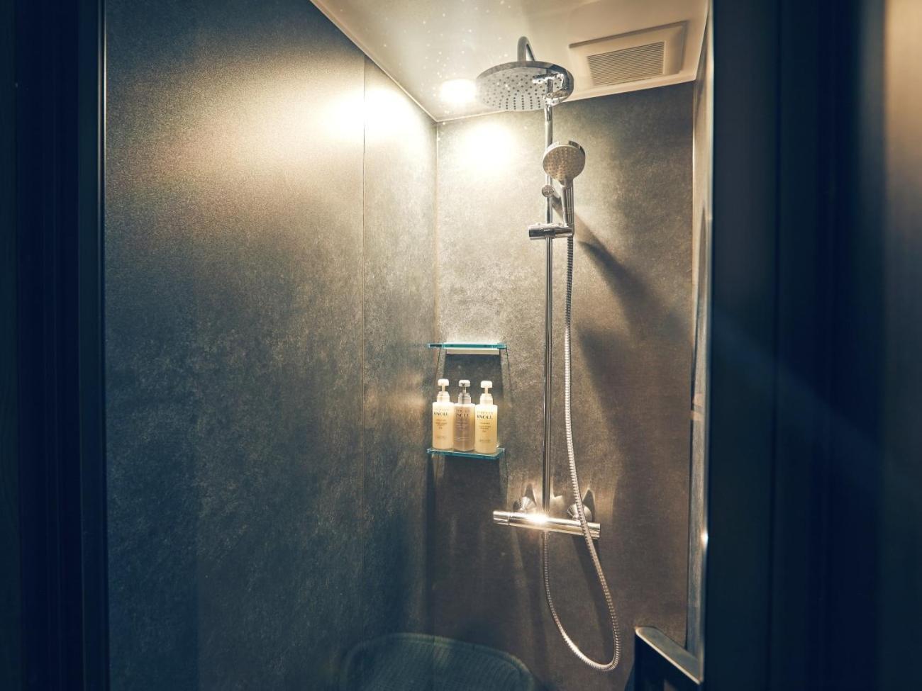 ルクス箱根湯本 Lux Hakone Yumoto Villa Екстериор снимка